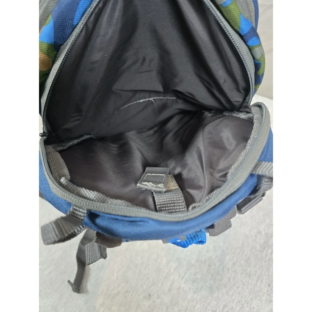a Coleman Kids' Hydration Backpack Hiking/Daypack 1-liter